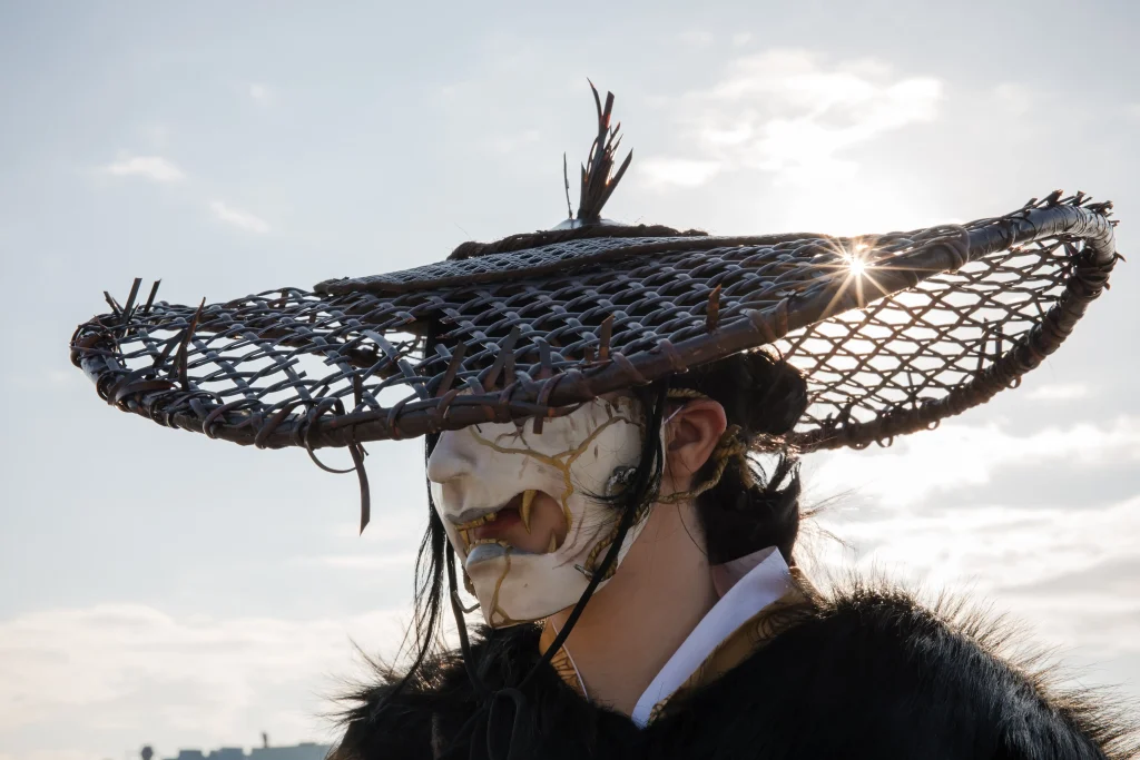 Studenti TTF-a ponosno predstavljaju repliku kostima Atsu iz Ghost of Yōtei TEHIX