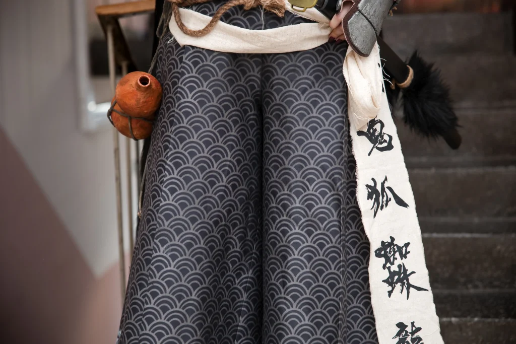 Studenti TTF-a ponosno predstavljaju repliku kostima Atsu iz Ghost of Yōtei TEHIX