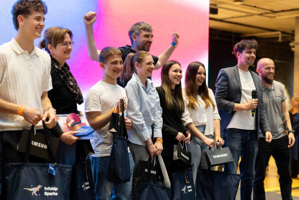 Pobjednici Samsung izazova proglašeni na Innovation Dayu mladi inovatori iz cijele Hrvatske okupili se u Zagrebu TEHIX