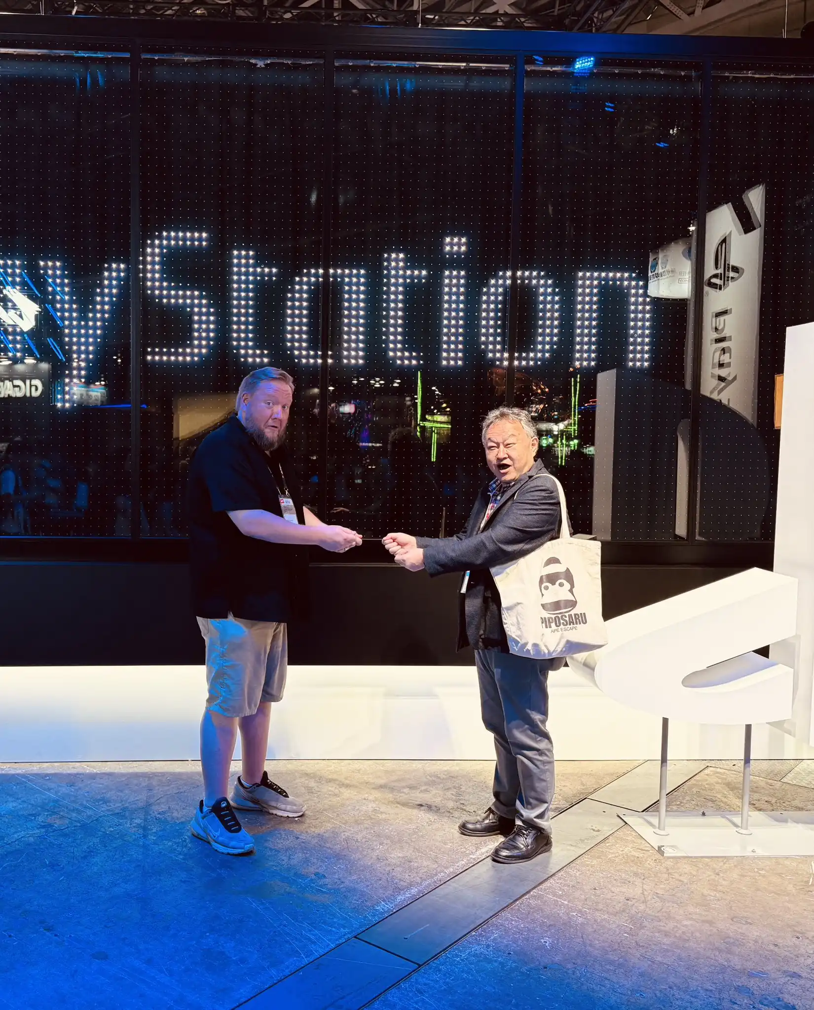 Shuhei Yoshida i Adam Boyes ponovno su izveli poznatu PlayStation šalu TEHIX